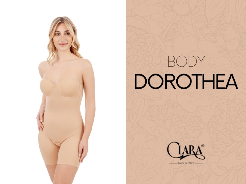 Modella indossa body con gamba color skin ideale per abito da sposa scivolato della collezione Clara Intimo